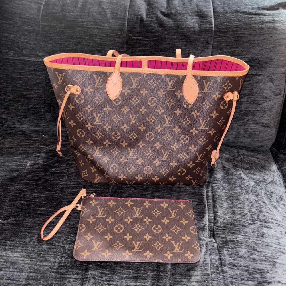 Louis Vuitton Monogram Tote Bag - Brown
